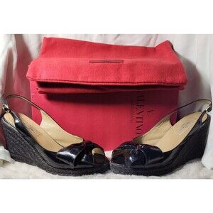 Authentic Valentino Garavani black patent leather wedge sandals 37 Box/Dust Bag